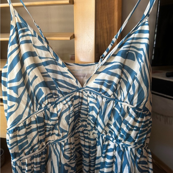 Banana Republic Rosalia Cotton-Silk Maxi Dress - 10 - Picture 3 of 4